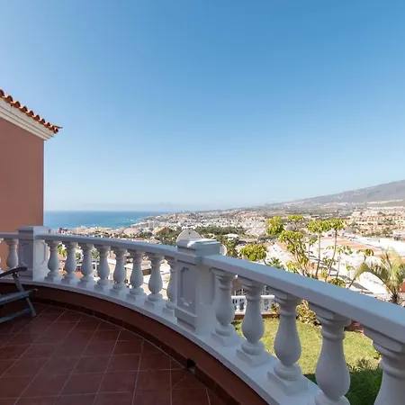 Poeta Vila Costa Adeje (Tenerife)